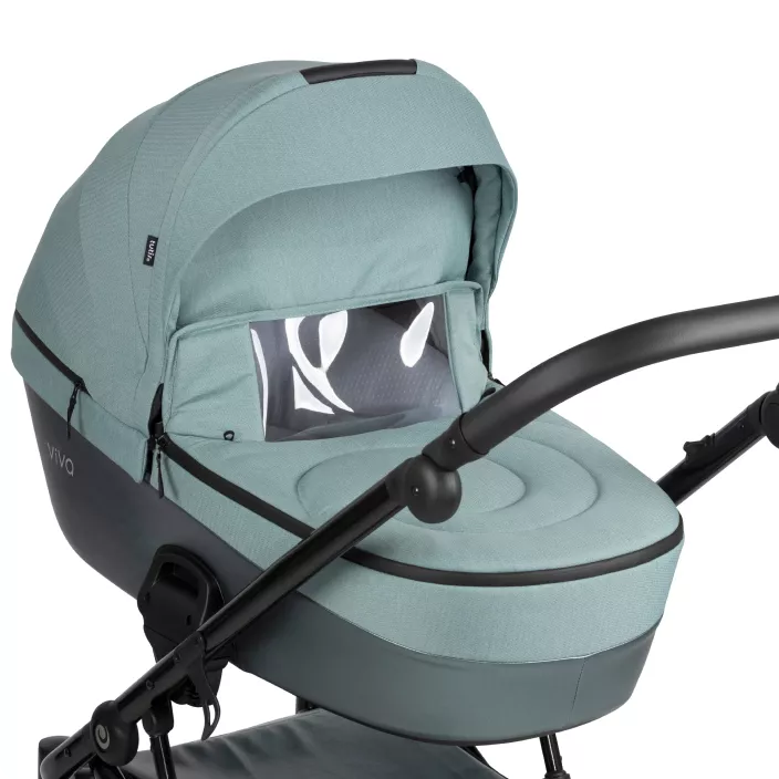 Защита от ветра и смотровое окошко