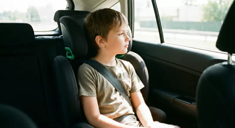 До скольки лет нужно возить ребёнка в автокресле: изменения в законе от 2025 года
