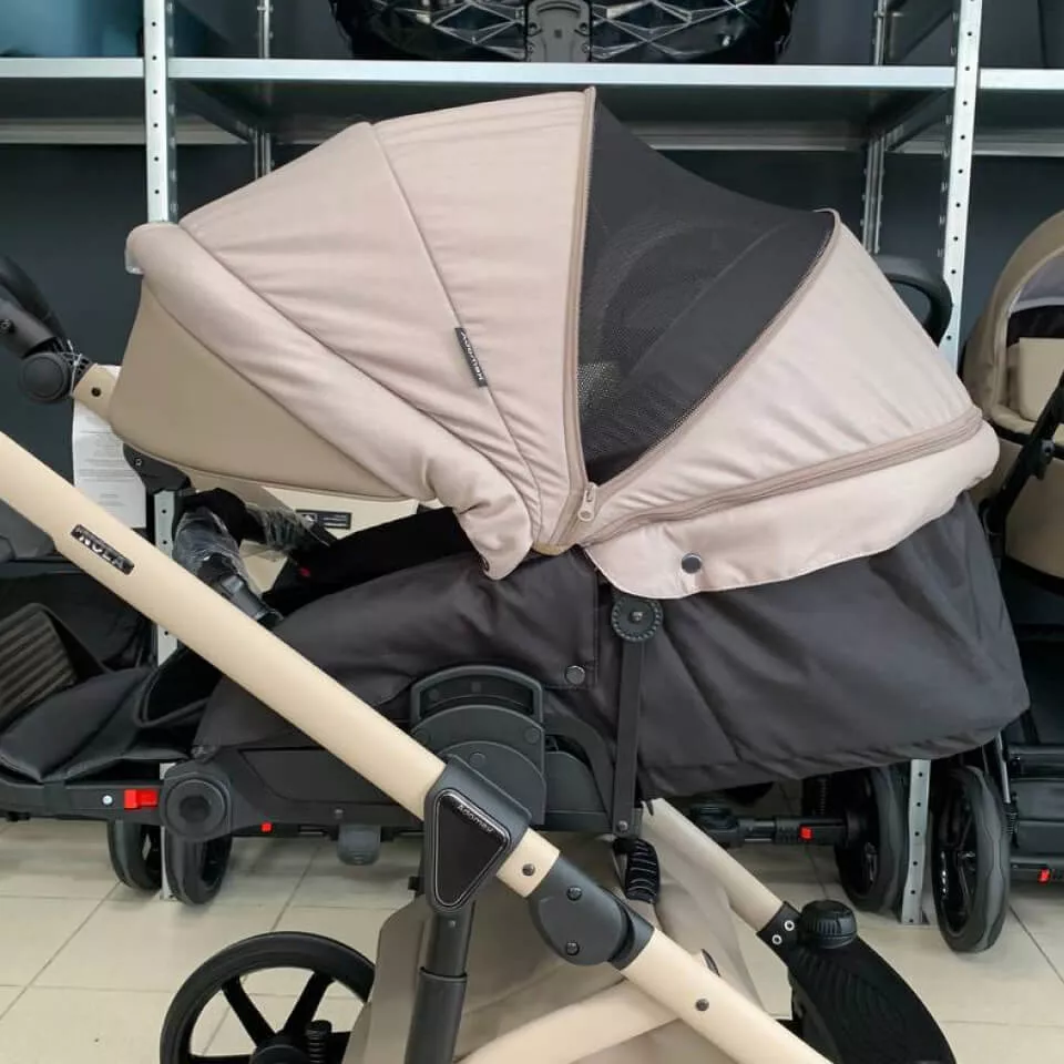 Удлиняемый капюшон — с вентиляцией...