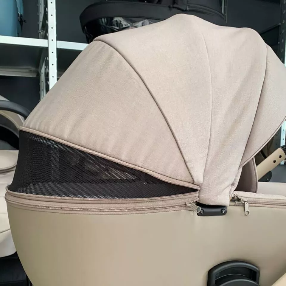 Удлинённый капюшон — вентиляция, окошко,...