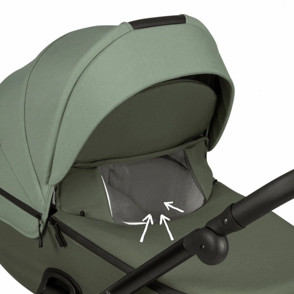 Смотровое окошко в капюшоне